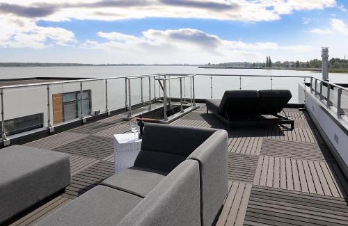 Ribnitz Alquiler De Eote | Hausboot Ankerplatz