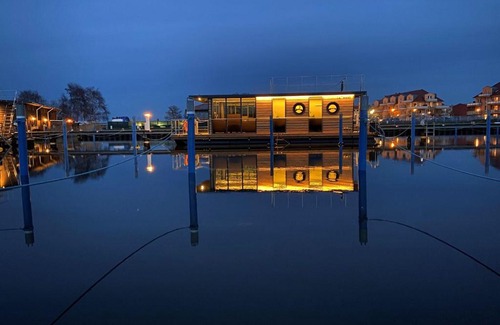 Barth Alquiler De Eote | Hausboot Fjord Vineta mit Biosauna in Barth