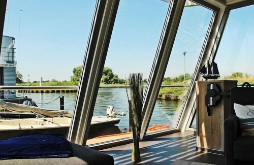 Ueckermuende Alquiler De Eote | Hausboot en Ückermünde