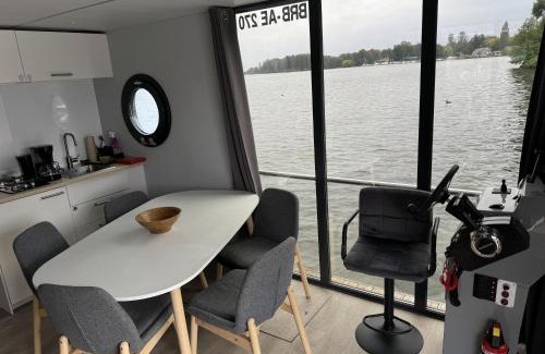 Schwerin Alquiler De Eote | Hausboot Marieke führerscheinfrei