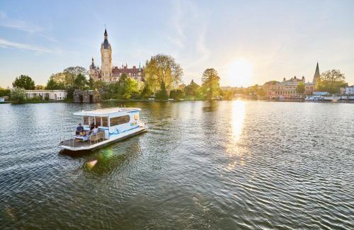 Schwerin Alquiler De Eote | Hausboot Saturn