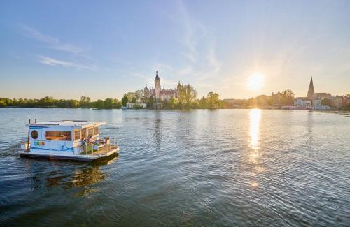 Schwerin Alquiler De Eote | Hausboot Saturn