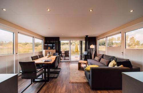 Klitten Alquiler De Eote | Hausboot the Hideaway LP26