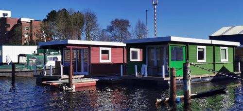 Innenhafen Apartamento | Hausboot Wilhelmshaven - Traum Unterkunft an der Jade