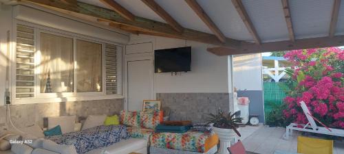 Anse-Bertrand Apartamento | Haut de villa agréable et paisible climatise, wifi