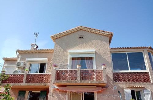 La Marana Apartamento | HAUT VILLA MESANGES EN BORD DE MER !