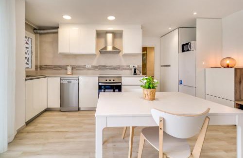 Santa Susanna Apartamento | Hauzify I Apartament Rosa dels Vents