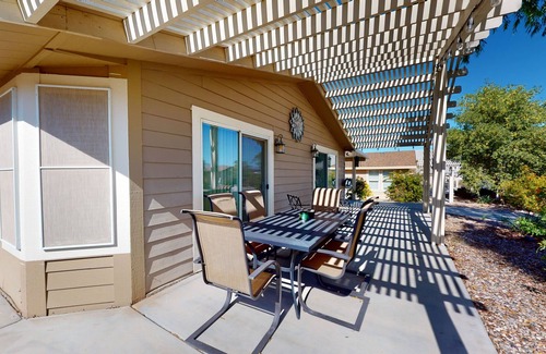 Havasu Lake Casa | Havasu Lake Home - Access to Pool, Hot Tub & Clubhouse with Pool Table & Gym