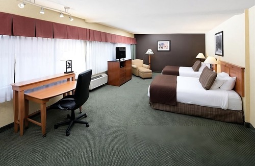 Kalispell Hotel | Have a Tour! 2 Spacious Units w/ FREE Parking, Pets Allowed, Onsite Pool!