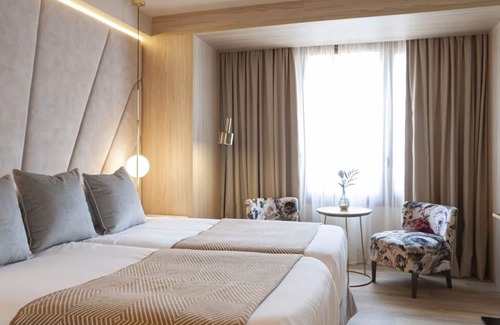Sant Nicolau Casa | Have a Tour! 3 Comfortable Units Near Royal Palace of La Almudaina, Pet-friendly