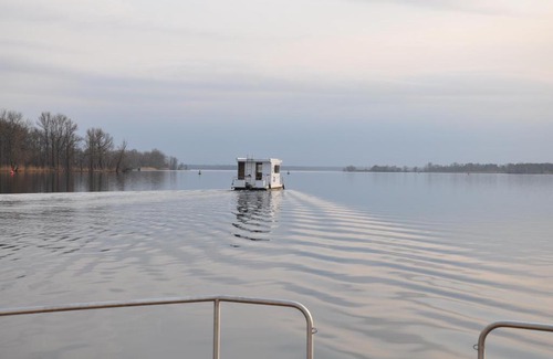 Brandenburg an der Havel Alquiler De Eote | Havel Cruiser - Hausboot-Flöße mit Stil
