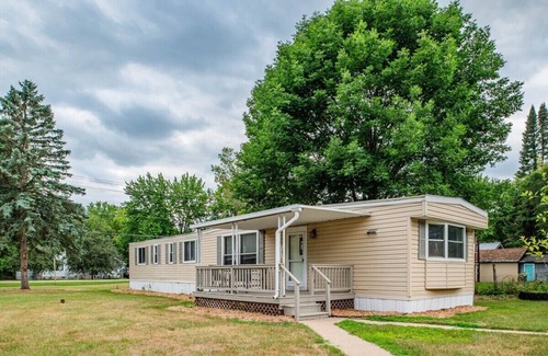 King Casa | Haven at the Harbor - Chain of Lakes!