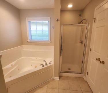 Fayetteville Apartamento | Haven Away From Home Ideal For Long Term Stays