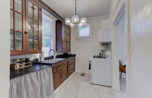Cooper-Young Historic District Apartamento | Haven in the Heart of Cooper Young