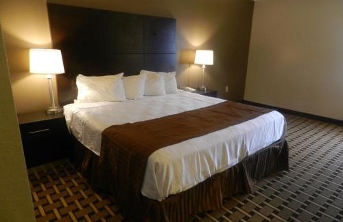 Gwinnett Place Hotel | Haven Inn & Suites