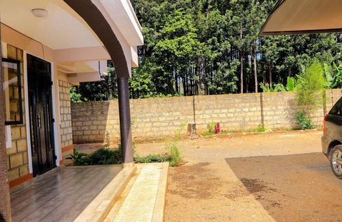Meru Apartamento | Haven Suites AirBnb Meru