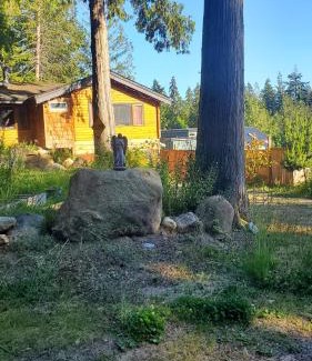 Roberts Creek Casa | Haven Touchstone