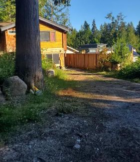 Roberts Creek Casa | Haven Touchstone