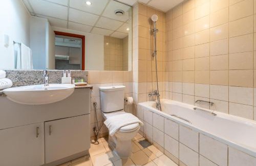 The Greens Apartamento | HAVN - Studio Apartment in Ghozlan, The Greens