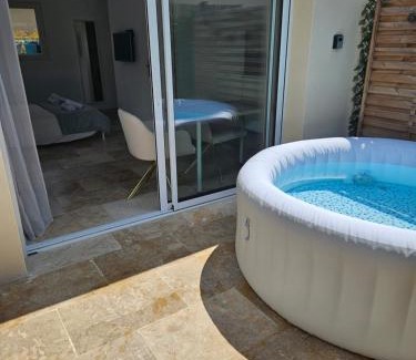 Beaumettes Apartamento | Havre de paix climatisé vers Gordes - Spa & nature