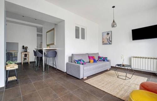 Saint Clair Apartamento | Havre de paix pour 4, clim et balcon, Caluire