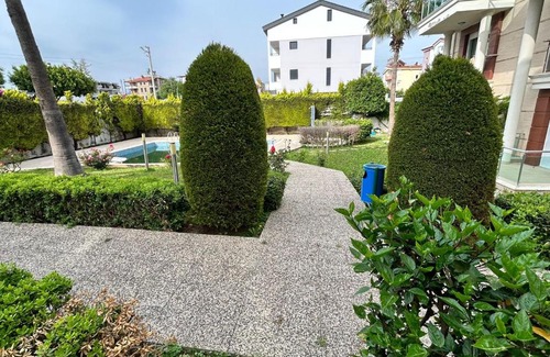 Kemer Mahallesi Apartamento | Havuzlu Sitede Lüks Dubleks Villa