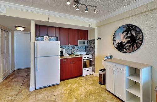 Daytona Beach Shores Condominio | Hawaiian Inn 238