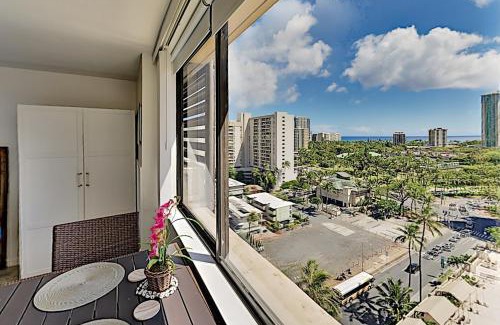 McCully - Moiliili Apartamento | Hawaiian Monarch 1604 condo
