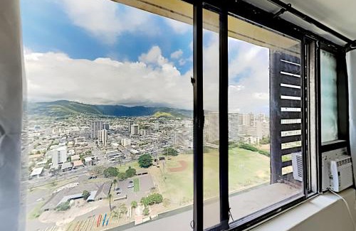 McCully - Moiliili Apartamento | Hawaiian Monarch 3707B condo