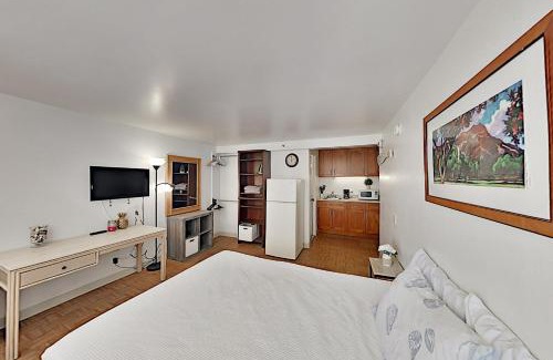McCully - Moiliili Apartamento | Hawaiian Monarch 801 condo