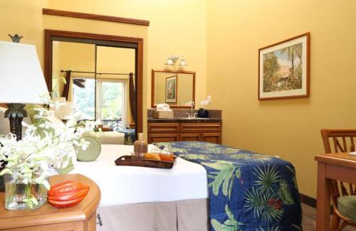 Pahoa Casa | Hawaiian Sanctuary Eco Retreat Center