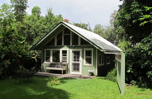 Kapaau Cabaña | Hawaiian Tropical Garden Hideaway Cottage. Hawi / Kapaau