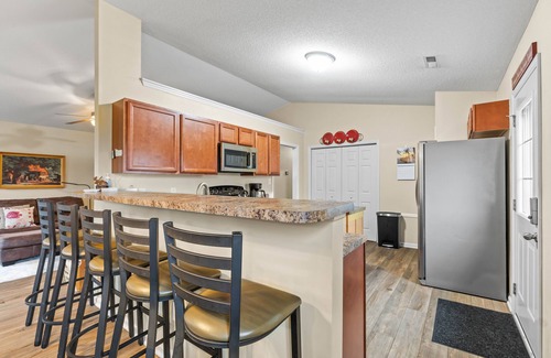 McCutcheon Field Casa | Hawk's Nest in the Country