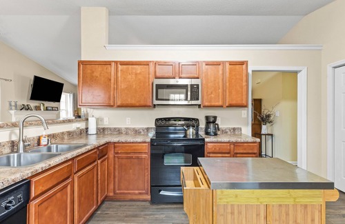 McCutcheon Field Casa | Hawk's Nest in the Country
