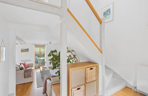 Totnes Casa | Hawke