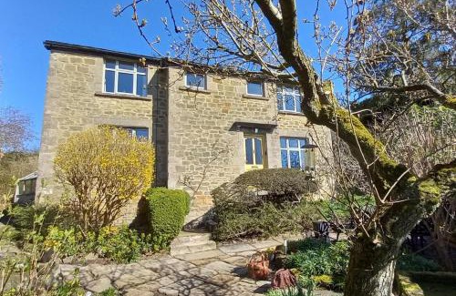 Baslow Casa | Hawkfield