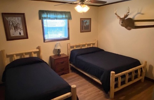 Eufaula Cabina | Hawkins Ridge Lodge - Disfrute de la Southern Comfort vivir con un lago privado