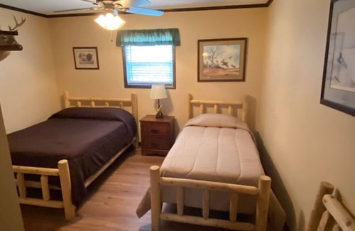 Eufaula Cabina | Hawkins Ridge Lodge - Disfrute de la Southern Comfort vivir con un lago privado