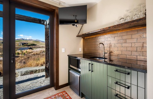Lake Hayes Apartamento | HawkRidge Honeymoon Alpine Suite - Spa Pool, Mountain views