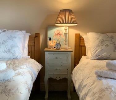 Louth Casa | Hawthorn Cottage at Waingrove Farm