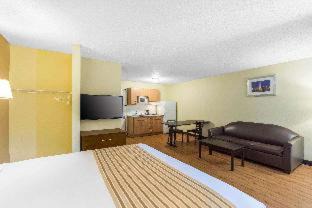 Lewisville Hotel | Hawthorn Extended Stay by Wyndham Lewisville