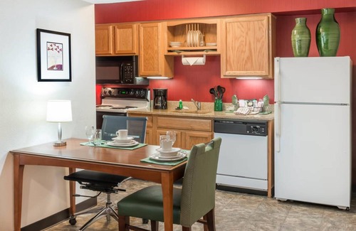 Richardson Hotel | Hawthorn Extended Stay by Wyndham Richardson