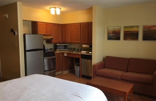 Landen Hotel | Hawthorn Extended Stay by Wyndham Cincinnati NE Mason