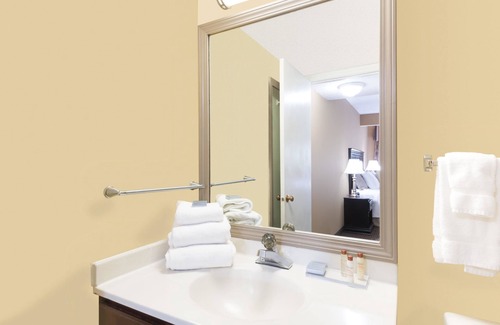 Dayton Hotel | Hawthorn Extended Stay by Wyndham Dayton