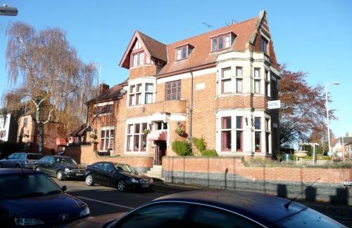Kettering Casa | Hawthorn House