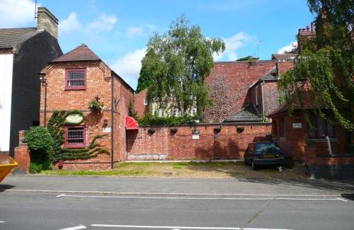 Kettering Casa | Hawthorn House
