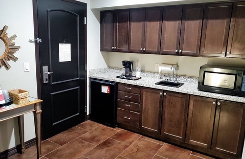 Lubbock Hotel | Hawthorn Suites by Wyndham Lubbock