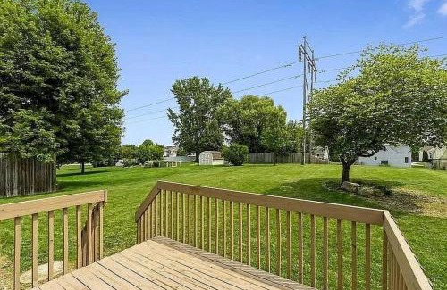 West Des Moines Casa | Hawthorne Hideaway