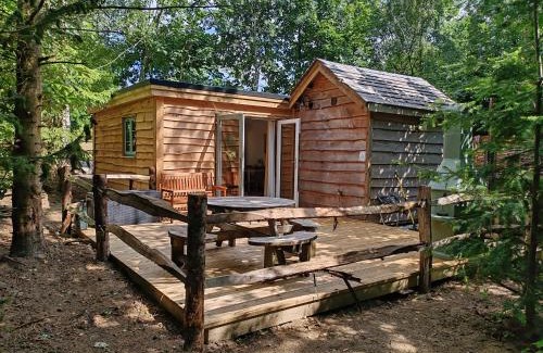 Hythe Cabina | Hayne Barn Estate - 6 Luxury Lodges with private hot-tubs- 1 studio-loft without hot-tub