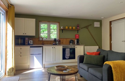 Hythe Cabina | Hayne Barn Estate - Private Estate : 6 Eco Lodges - 1 Studio